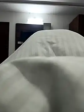 moonflower25 online show from 12-19-25, 03:10