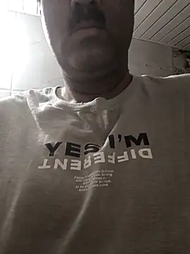 moonflower25 online show from 04-05-26, 11:44