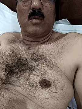 moonflower25 online show from 12-19-25, 03:14