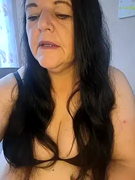 Snapshot of BlacReign chatting on 06-20-26, 01:16 BlacReign online show from 06-20-26, 01:16