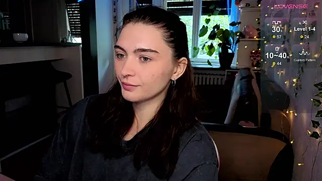 dorfmatratze   online show from 10-06-25, 08:15