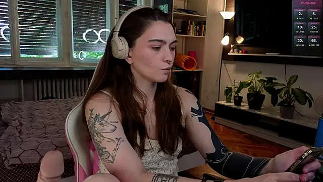 Snapshot of dorfmatratze__ chatting on 05-26-26, 08:34 dorfmatratze online show from 05-26-26, 08:34