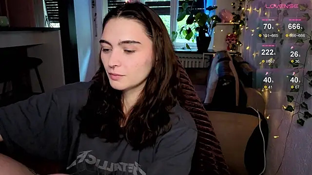 dorfmatratze   online show from 10-03-25, 09:33