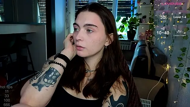 dorfmatratze   online show from 10-10-25, 07:53