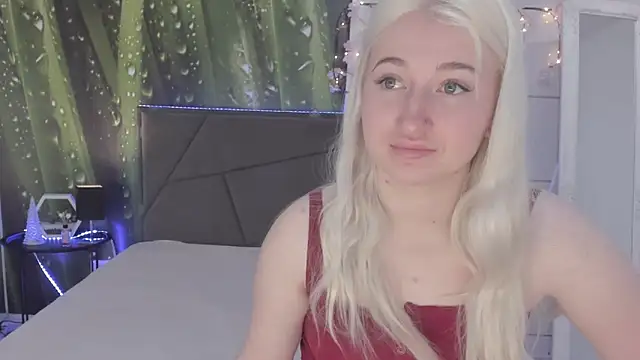 HollyTailors online show from 04-10-26, 05:47