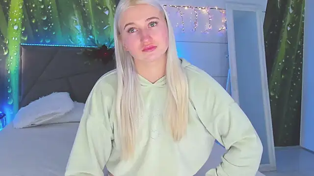 HollyTailors online show from 01-09-26, 06:31