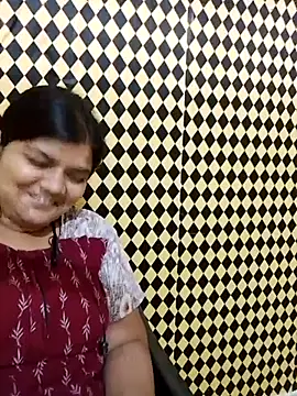 Snapshot of Meenu_tiwari chatting on 09-22-25, 09:10 Meenu tiwari online show from 09-22-25, 09:10
