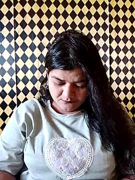 Snapshot of Meenu_tiwari chatting on 10-01-25, 10:09 Meenu tiwari online show from 10-01-25, 10:09