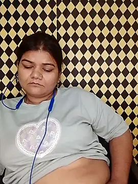 Snapshot of Meenu_tiwari chatting on 10-01-25, 10:13 Meenu tiwari online show from 10-01-25, 10:13
