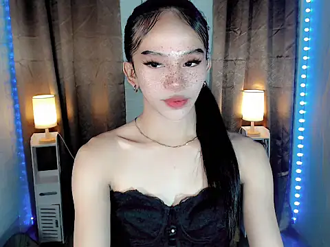 LauraSoHot online show from 01-15-26, 09:01