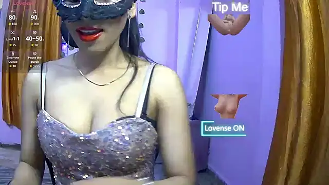 Snapshot of heyy_kiran chatting on 09-10-25, 11:53 heyy kiran online show from 09-10-25, 11:53