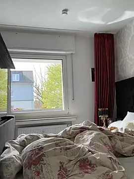 Emilia Mausi online show from 03-24-26, 12:38