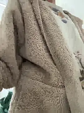 Emilia Mausi online show from 03-25-26, 12:37