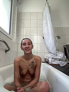 Emilia Mausi online show from 02-27-26, 07:19