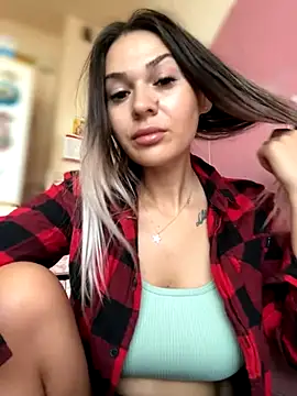 iSelena online show from 09-23-25, 05:58