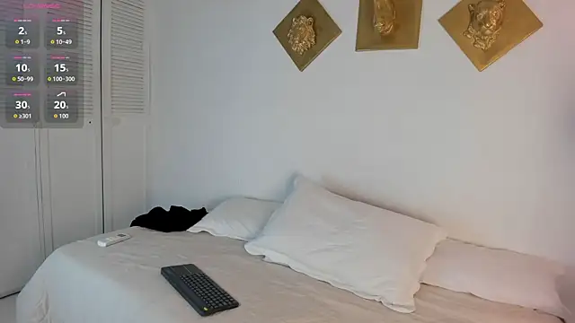 Aleexiiaa online show from 10-06-25, 12:28