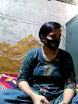 Rose-luckey online show from 11-08-25, 02:09