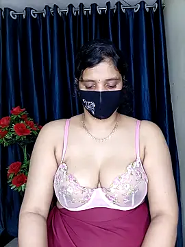 Rose-luckey online show from 03-19-26, 02:50