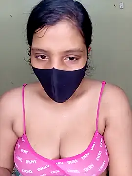 Rose-luckey online show from 10-24-25, 09:41