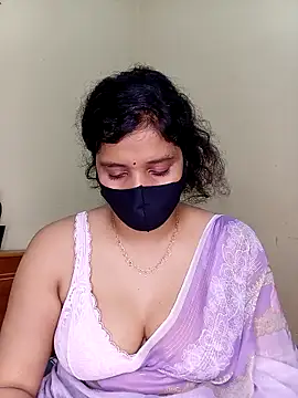 Rose-luckey online show from 04-15-26, 07:58