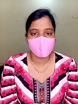 Rose-luckey online show from 01-10-26, 12:33