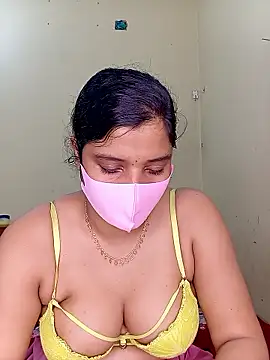 Rose-luckey online show from 01-15-26, 10:07