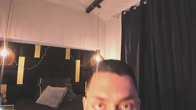 Lucio  Fox online show from 12-21-25, 12:29