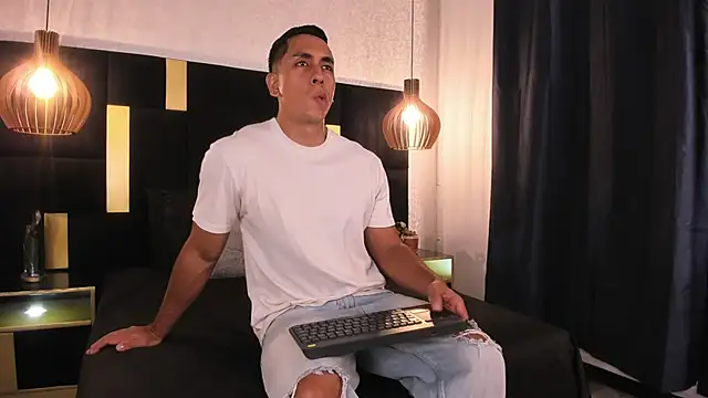 Lucio  Fox online show from 03-06-26, 11:49