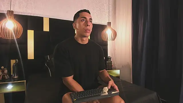 Lucio  Fox online show from 02-22-26, 12:29