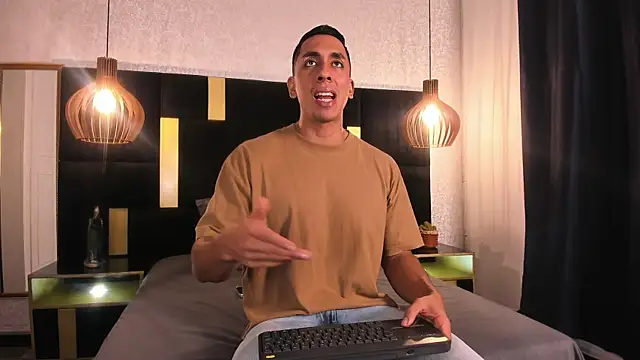 Lucio  Fox online show from 04-03-26, 12:11