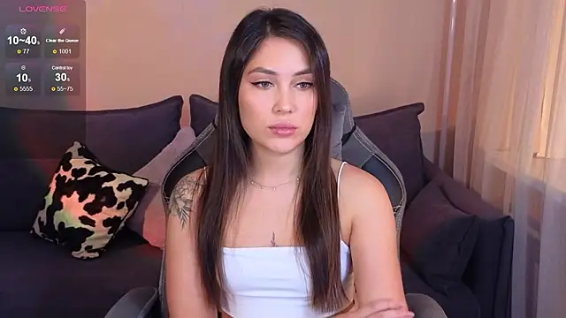 Snapshot of CarolineGuthrie chatting on 02-12-26, 03:34 CarolineGuthrie online show from 02-12-26, 03:34