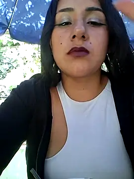 Snapshot of CAROLINE__07 chatting on 09-25-25, 04:24 CAROLINE 07 online show from 09-25-25, 04:24