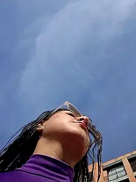 Snapshot of CAROLINE__07 chatting on 09-16-25, 01:01 CAROLINE 07 online show from 09-16-25, 01:01