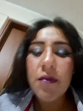 Snapshot of CAROLINE__07 chatting on 11-13-25, 04:55 CAROLINE 07 online show from 11-13-25, 04:55