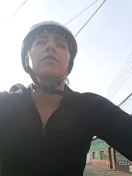 CAROLINE  07 online show from 04-09-26, 01:06