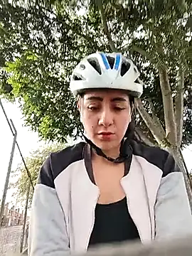 CAROLINE  07 online show from 04-18-26, 12:40