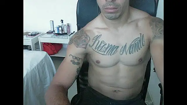 Snapshot of mckanna chatting on 09-14-25, 04:51 mckanna online show from 09-14-25, 04:51