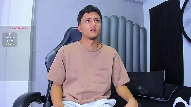  Leohot  online show from 01-17-26, 02:26