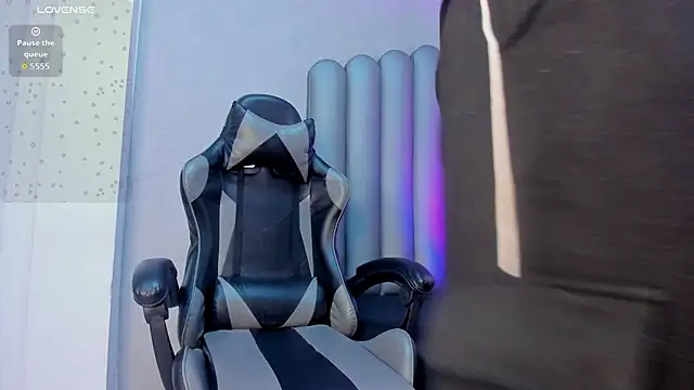  Leohot  online show from 10-30-25, 03:49