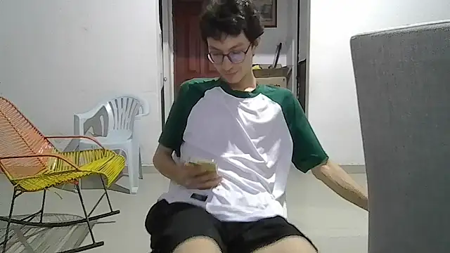 Kevintdx online show from 03-26-26, 02:32