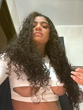 Carly Monroe  online show from 12-19-25, 10:06