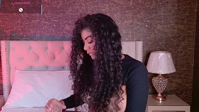 Carly Monroe  online show from 11-15-25, 05:22