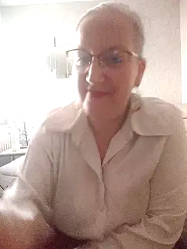 Feelineducentre online show from 11-09-25, 03:49