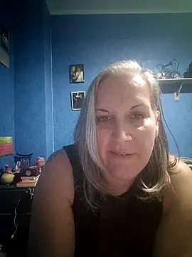 Feelineducentre online show from 11-11-25, 08:36