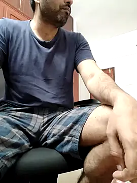 hairysub indiaxh online show from 10-27-25, 07:31