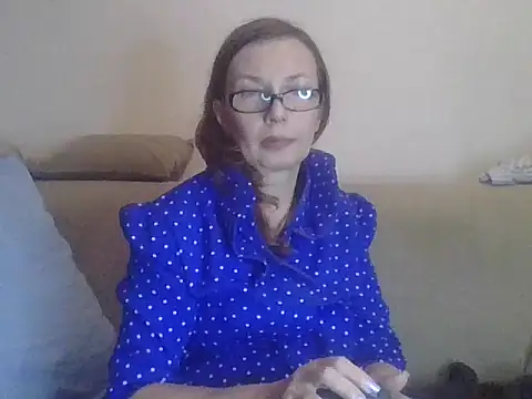 Snapshot of Sweetmurrr chatting on 10-22-25, 04:23 Sweetmurrr online show from 10-22-25, 04:23