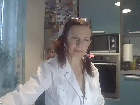 Snapshot of Sweetmurrr chatting on 10-07-25, 04:35 Sweetmurrr online show from 10-07-25, 04:35