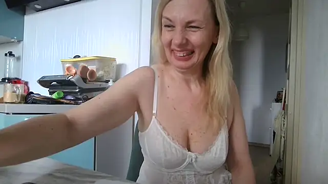 Sweetmurrr online show from 07-07-26, 06:47