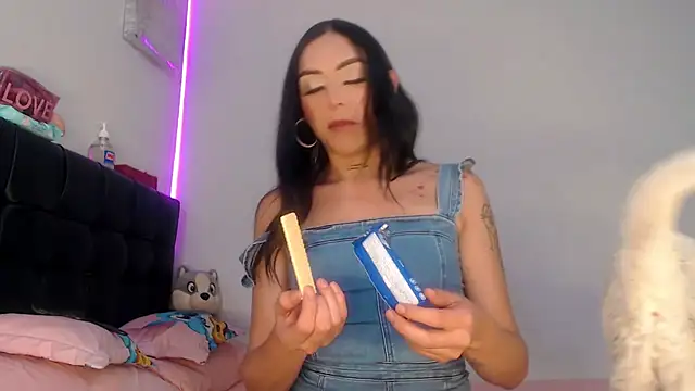 Megan Gil  online show from 02-26-26, 10:43