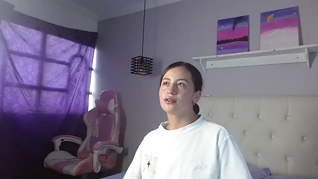 Zaaida  online show from 09-17-25, 03:25